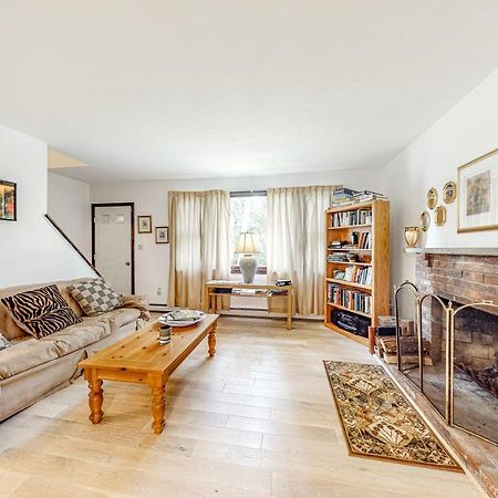Lake Shore Living فالماوث المظهر الخارجي الصورة