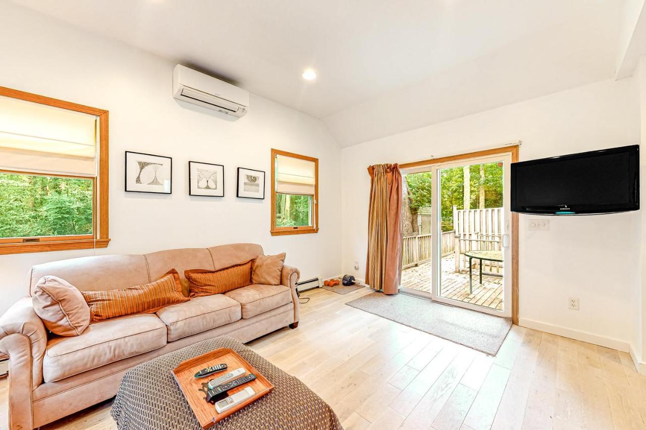 Lake Shore Living فالماوث المظهر الخارجي الصورة