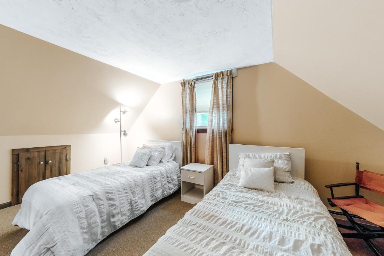 Lake Shore Living فالماوث المظهر الخارجي الصورة